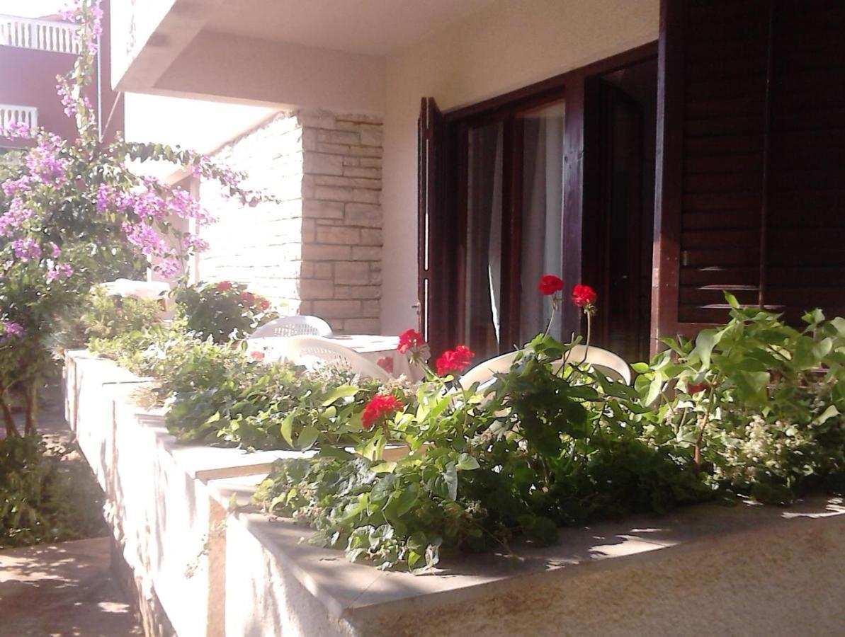 Apartments With A Parking Space Zadar - Diklo, Zadar - 13327 Εξωτερικό φωτογραφία